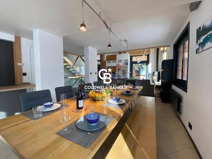 Image No.7-6 Bed House for sale