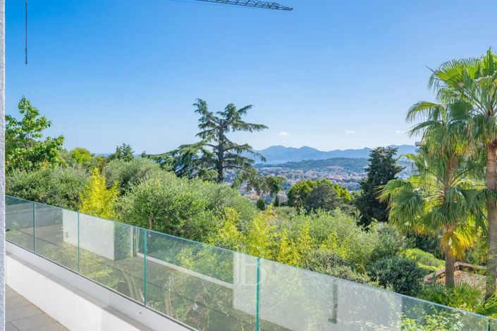 Image No.15-4 Bed House for sale