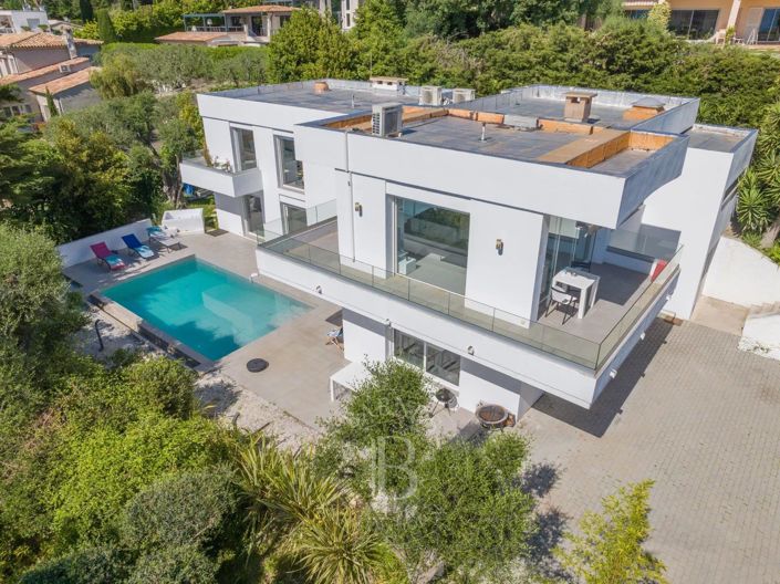 Image No.28-4 Bed House for sale