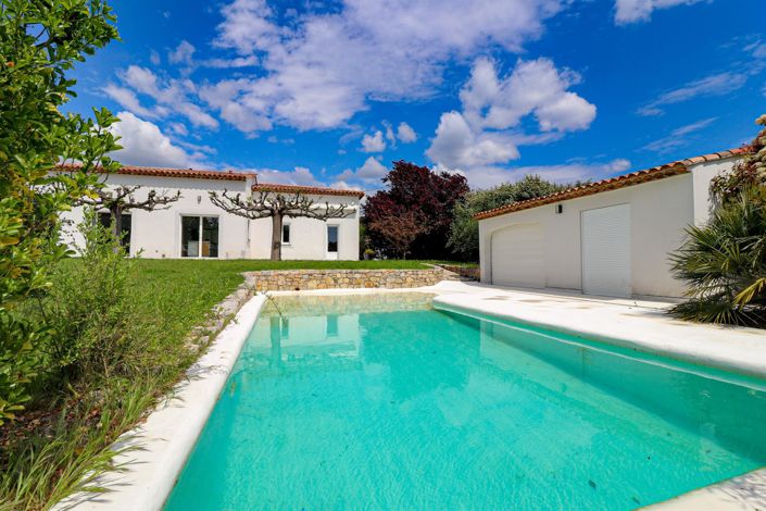 Image No.1-3 Bed House for sale