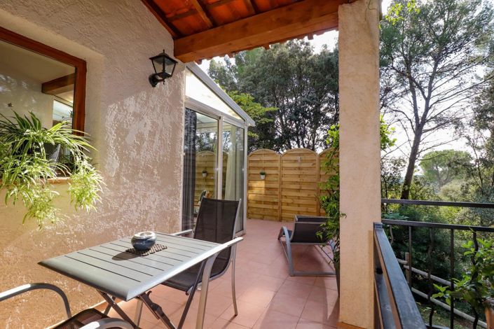 Image No.12-4 Bed House for sale