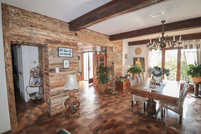 Image No.16-4 Bed House for sale