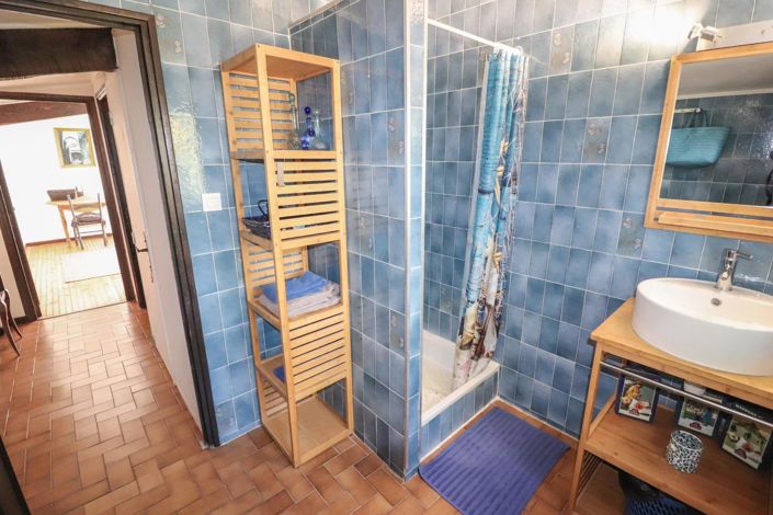 Image No.25-4 Bed House for sale