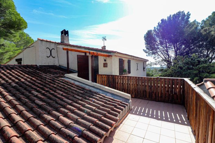 Image No.29-4 Bed House for sale