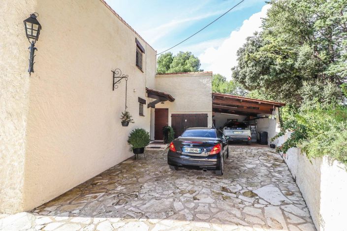 Image No.44-4 Bed House for sale