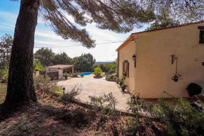 Image No.45-4 Bed House for sale