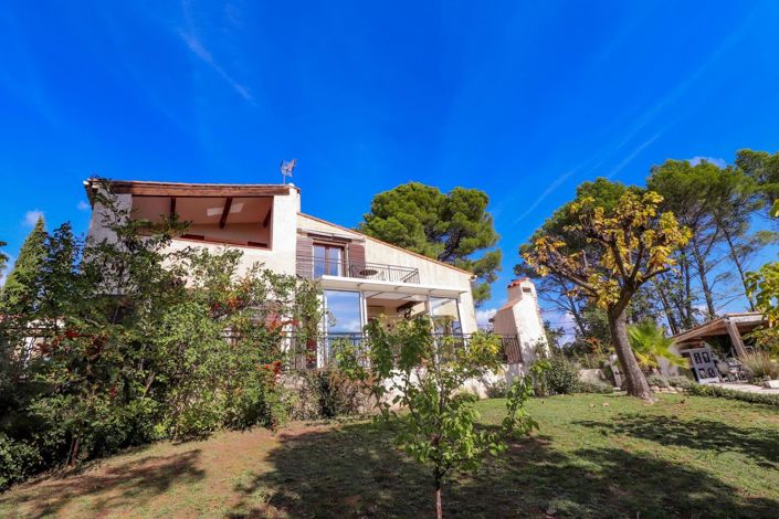 Image No.54-4 Bed House for sale