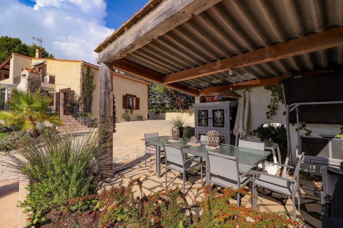 Image No.56-4 Bed House for sale