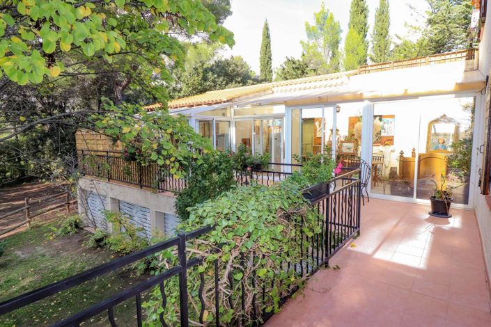 Image No.7-4 Bed House for sale