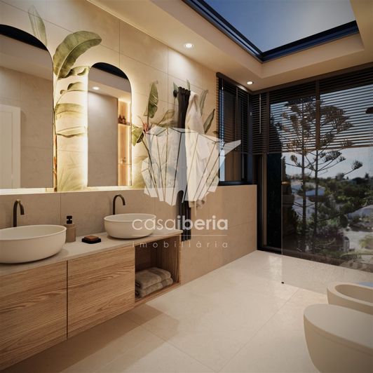 Image No.17-4 Bed House for sale