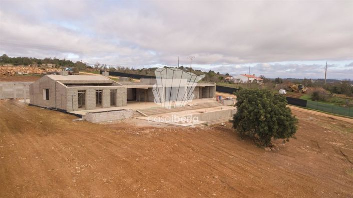 Image No.14-3 Bed House for sale