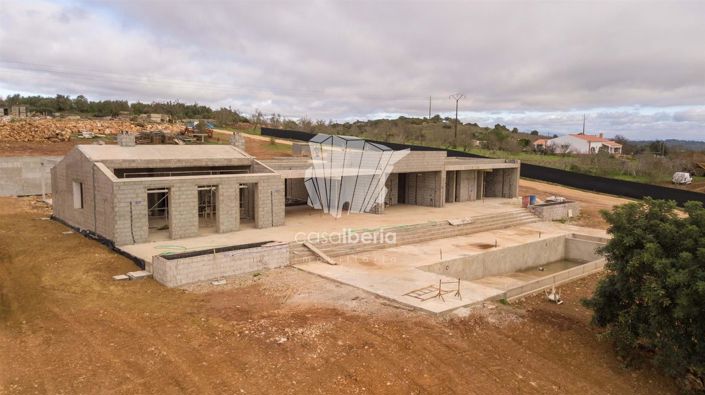 Image No.21-3 Bed House for sale