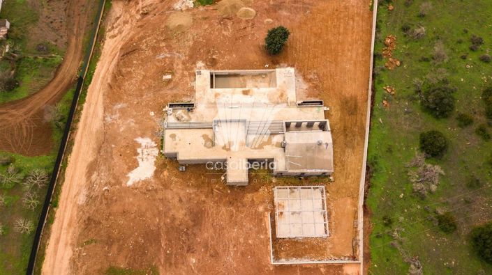 Image No.24-3 Bed House for sale