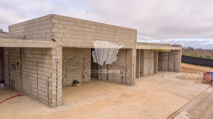 Image No.27-3 Bed House for sale