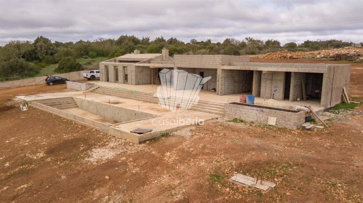 Image No.42-3 Bed House for sale