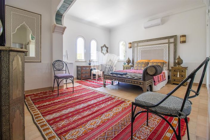 Image No.13-5 Bed House for sale