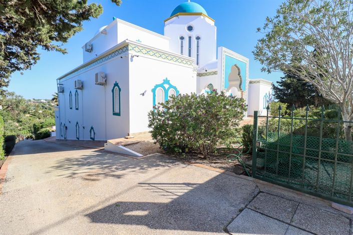 Image No.6-5 Bed House for sale