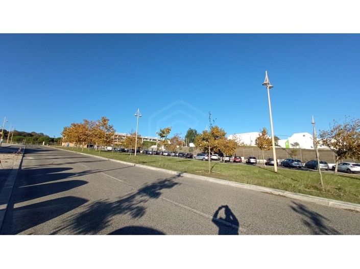 Image No.18-3 Bed House for sale