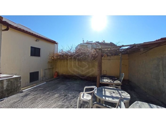 Image No.9-3 Bed House for sale