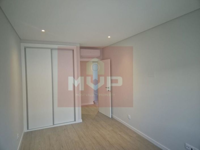 Image No.15-Appartement de 3 chambres à vendre à Montenegro