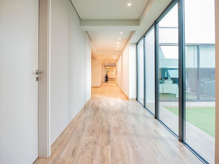 Image No.22-8 Bed House for sale