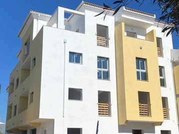 3 Bed Apartment for sale