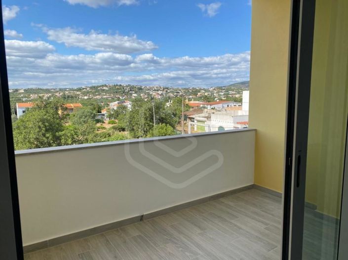 Image No.11-3 Bed Apartment for sale