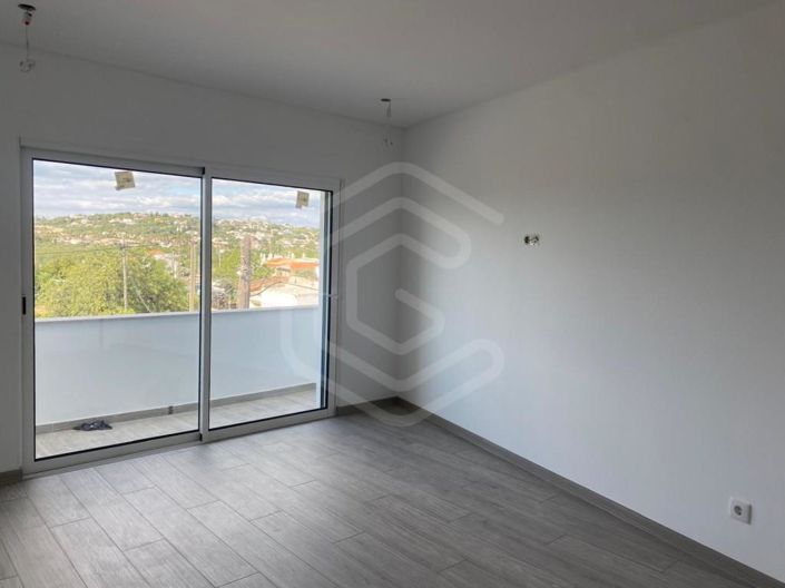 Image No.27-3 Bed Apartment for sale