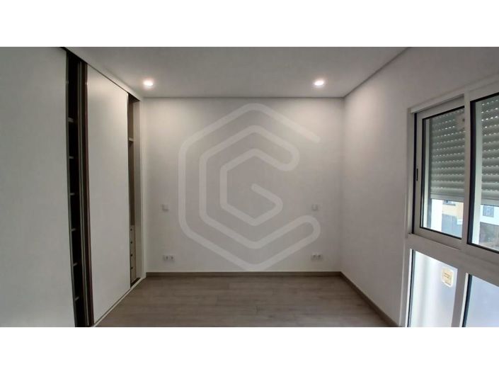 Image No.33-3 Bed Apartment for sale