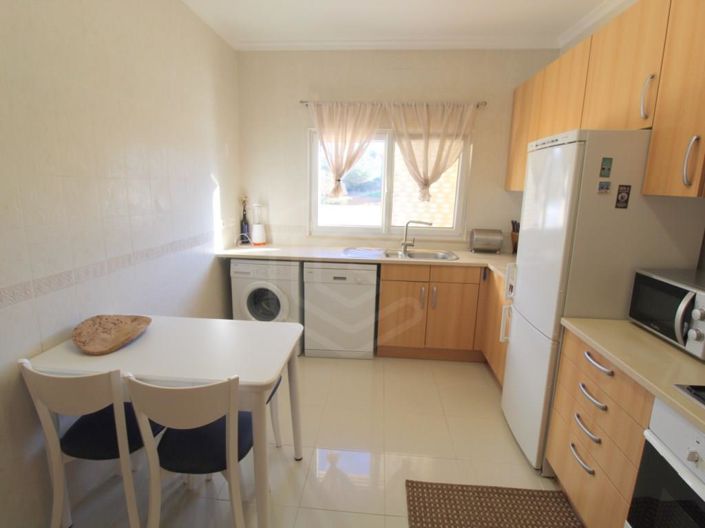 Image No.11-2 Bed House for sale