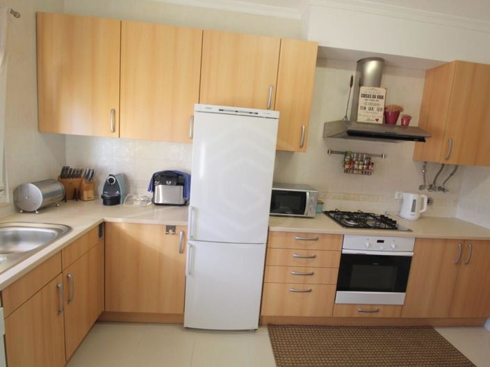 Image No.12-2 Bed House for sale