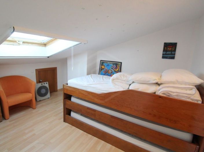 Image No.25-2 Bed House for sale