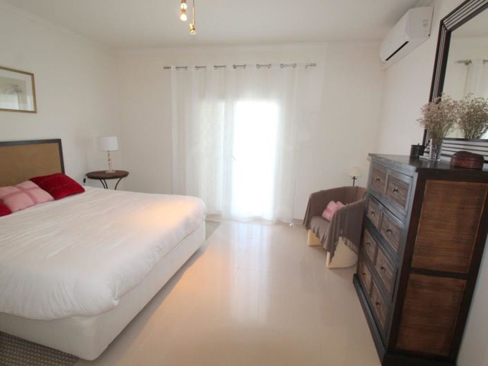 Image No.32-2 Bed House for sale