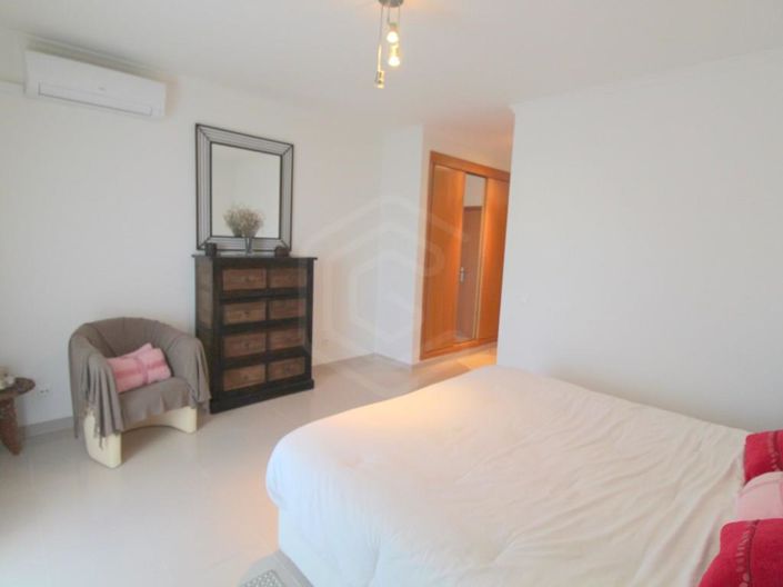 Image No.35-2 Bed House for sale