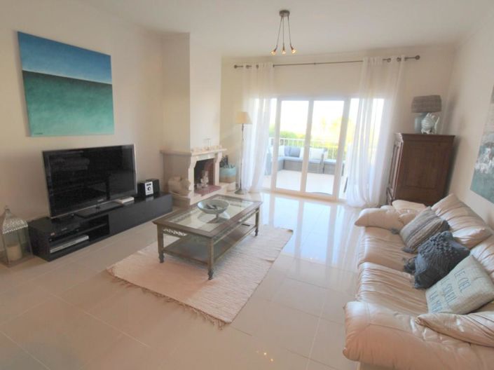 Image No.8-2 Bed House for sale