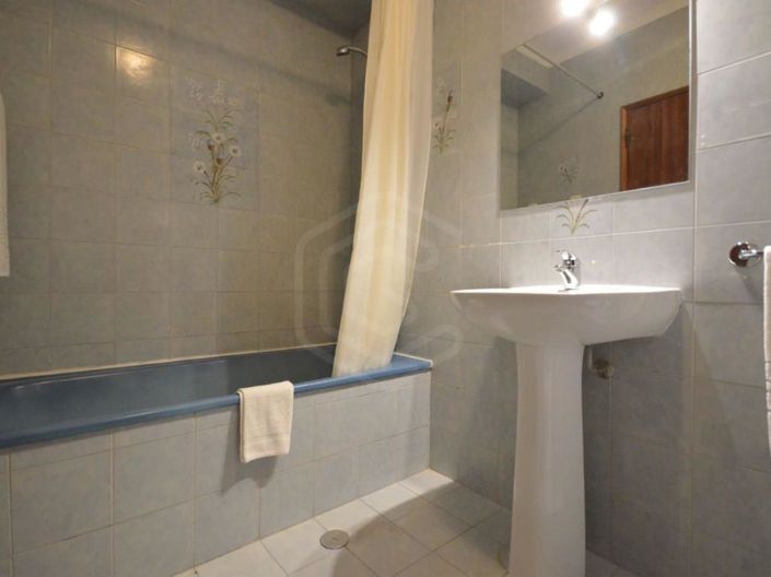 Image No.17-2 Bed Apartment for sale