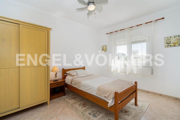 Image No.13-5 Bed House for sale