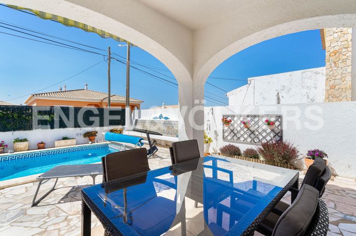 Image No.19-5 Bed House for sale