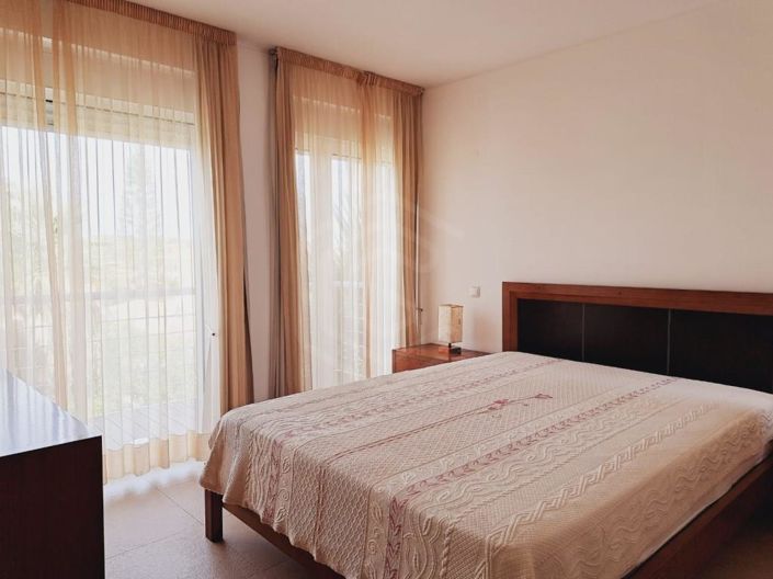 Image No.18-2 Bed Apartment for sale