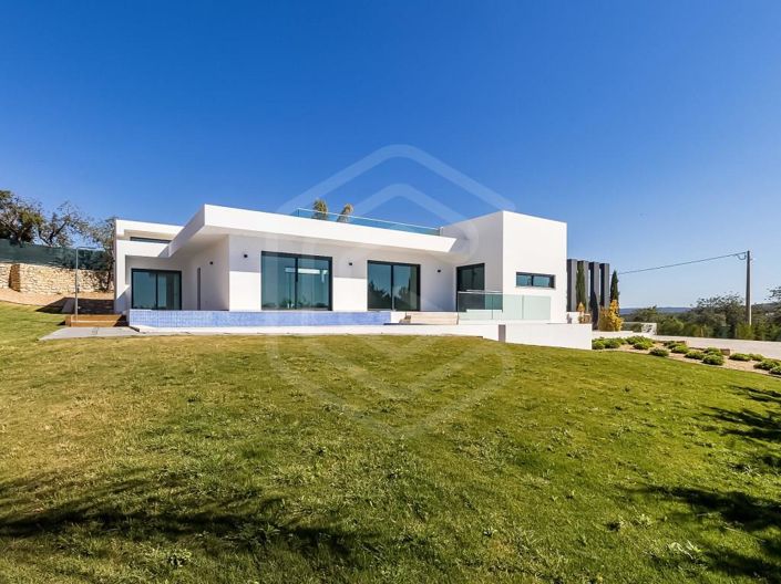 Image No.25-5 Bed House for sale