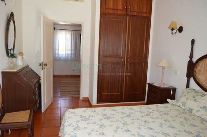 Image No.41-9 Bed House for sale