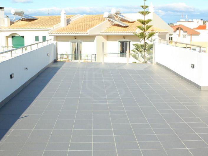 Image No.34-4 Bed House for sale