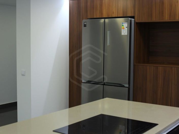 Image No.9-4 Bed House for sale