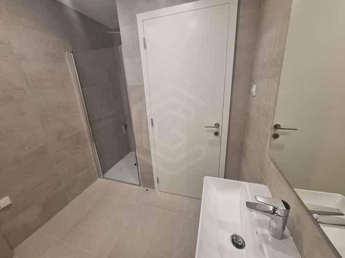 Image No.21-2 Bed Apartment for sale