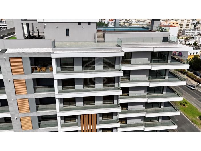 Image No.18-2 Bed Apartment for sale