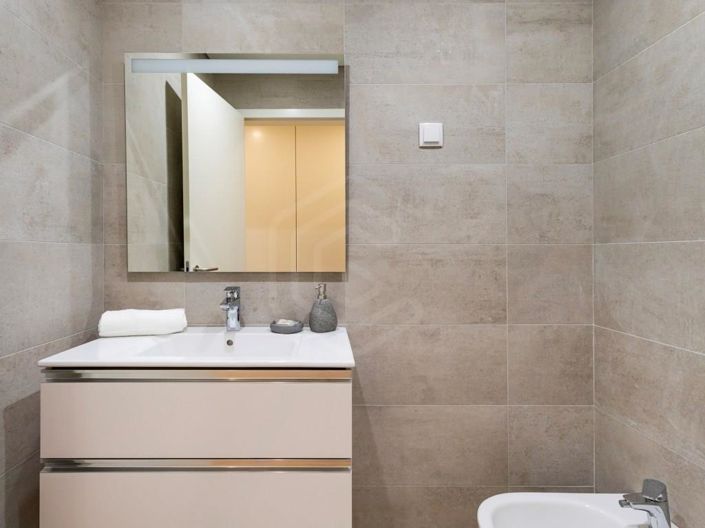 Image No.19-3 Bed Apartment for sale