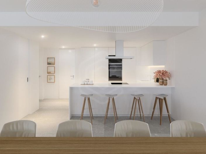 Image No.9-4 Bed Apartment for sale