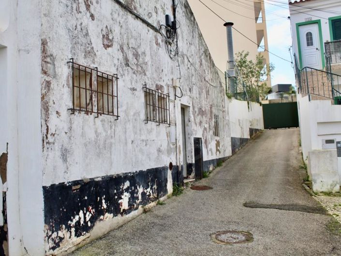 Image No.20-2 Bed House for sale