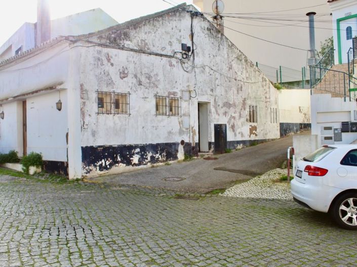 Image No.26-2 Bed House for sale