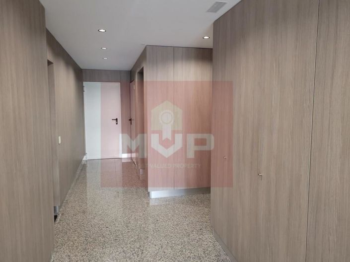 Image No.3-Appartement de 2 chambres à vendre à Montenegro